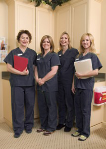 la-jolla-cosmetic-nurses-team-01-214x300_tummytuck Cosmetic surgery nurses in scrubs